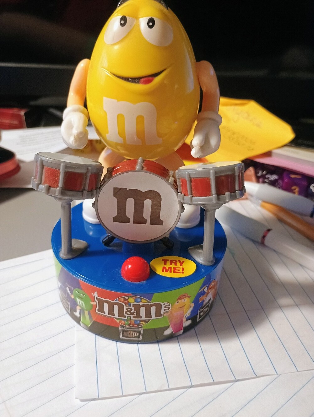M&M'S Yellow Drum-Playing Figure with Blue Base